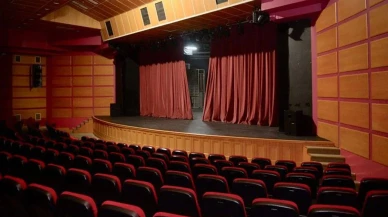 Karşıyaka Belediyesi’nden tiyatro tutkunlarına fırsat