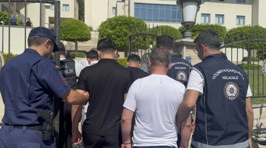 Göçmen kaçakçılığına geçit yok: Şüpheliler cezaevinde