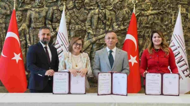 Gaziantep'te Eğitimde Yeni Adım: Başarılı Öğrencilere Sınav Hazırlık Desteği Verilecek!