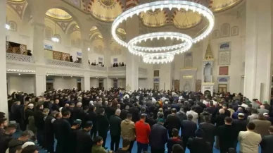 Cuma Namazı Saatleri 26 Eylül 2025: İstanbul, Ankara, İzmir ve Diğer İller İçin Cuma Namazı Vakitleri Açıklandı!