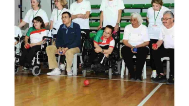 Karşıyaka Belediyesi 3. Yaş Üniversitesi’nde yeni dönem başlıyor!