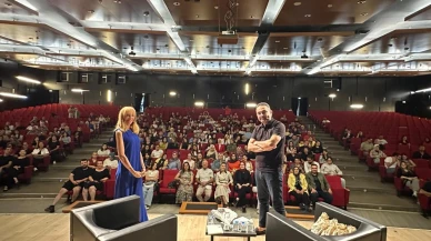Kayseri ve Gaziantep'te festival heyecanı yaşandı! Züleyha Ortak ve Beyhan Budak isimli sanatçılara büyük ilgi gösterildi