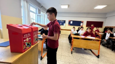 Kocaeli’nde Liseli Gençler, Atık Toplama Yarışında Bir Araya Geldi