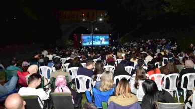 Bursa Sinema Günleri'nde La La Land Gösterimi: Romantik Müzikal Büyüsü!