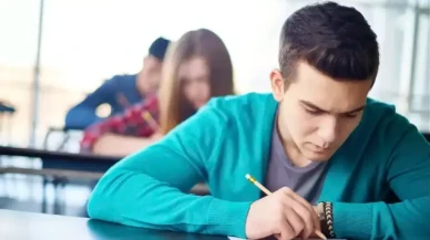 2025 yılı için Vakıflar Genel Müdürlüğü Ortaöğretim Burs Başvuru Süreci Başladı! Başvuru Nasıl Yapılır ve Şartları Neler?