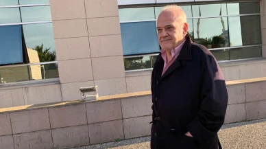Futbol yorumcusu Ahmet Çakar, adliye binasından ayrıldı