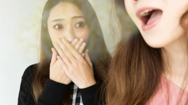 Yeni keşfedilen yöntemle ağız kokusunu sonsuza dek unutacaksınız! Mutfak içinizi ferahlatacak