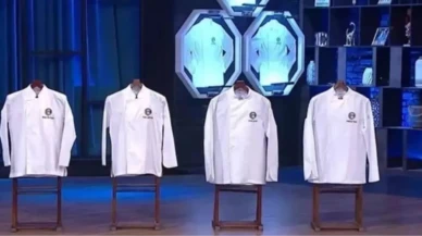 MasterChef'in bu akşam yayınlanan bölümünde ikinci ceketin sahibi sonunda belli oldu! Heyecan dolu yarışmada kimin kazandığını öğrenmek için hemen detaylara göz atın!