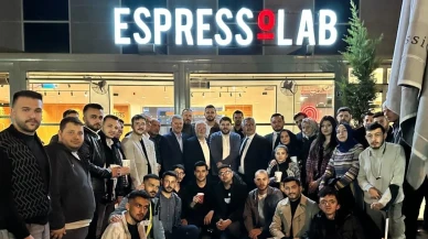 AKP’lilerin Espressolab nöbeti: Bu kez sıra Mustafa Elitaş'ta