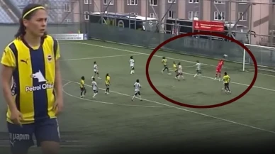 Derbide inanılmaz gol! Orta sahadan attı