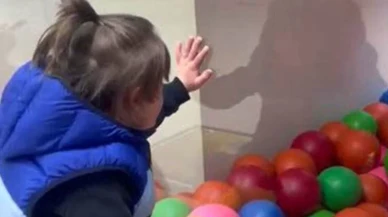 Down sendromlu çocuğu oyun alanına almayan AVM çalışanları serbest bırakıldı