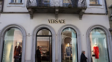 Lüks moda markası Versace'nin satışı gündemde
