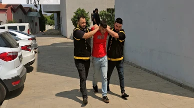 Balkon kapısından girdiği evdeki gardıroptan 250 bin liralık altın ve para çaldı