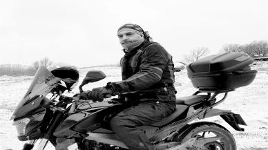 Motosikletle otomobil çarpıştı: 2 yaralı