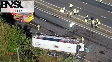 İngiltere'de okul otobüsü devrildi: 1 ölü, ikisi ağır 21 yaralı