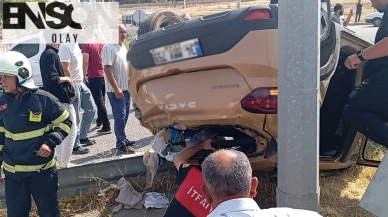 Siirt'te pikap ile otomobilin çarpışması sonucu 2 kişi yaralandı