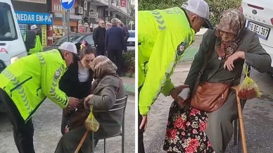 Gemlik'te Trafik Polisi, Kaza Sonucu Yaralanan Kadının Elini Ambulans Yetişene Kadar Bırakmadı