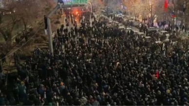 İran'da Son Durum: İran'da Neler Oluyor? İran'da Olayların Perde Arkası!
