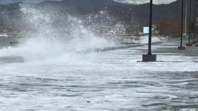 Meteoroloji'den Kritik Uyarı: Karadeniz'de Fırtına Alarmı! 3 Gün Boyunca Etkisini Sürdürecek!