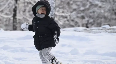 Kar yağışının etkili olduğu 13 Ocak 2026 Salı günü bazı illerde okullar tatil edildi. İşte kar tatili ilan edilen iller ve ilçeler...