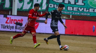 Iğdır FK, Ziraat Türkiye Kupası'nda Antalyaspor'u 6 golle geçerek tarihi bir zafer elde etti!