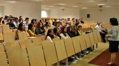 YÖK açıkladı : Kadın öğrenci ve akademisyen sayısı zirveye ulaştı