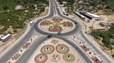 İzmir Seferihisar ilçesindeki iki önemli kavşak, modernize edilerek trafiğe açıldı.