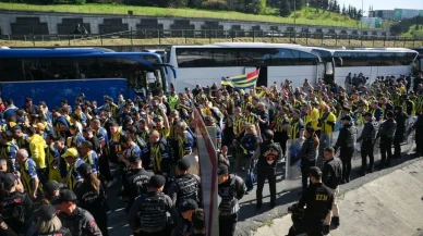 Derbi öncesi hareketli dakikalar : Fenerbahçe taraftarı RAMS Park'a ulaştı