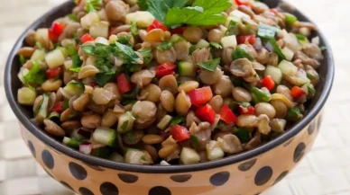 Hafif ama doyurucu: Yeşil mercimek salatası