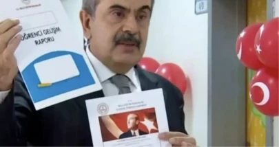 Atatürk'ün Fotoğrafı Yeni Karnelerden Neden Kaldırıldı? Son Gelişmeler...