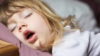 Ağızdan Nefes Almanın Diş Eti Kanamalarına Sebep Olabileceği İddia Ediliyor