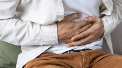 Karın ağrısını önemsemeyen doktor 3 hafta sonra öldü