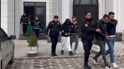 Kocaeli'de fuhuş operasyonu; 3 kadın kurtarıldı, 4 şüpheli tutuklandı