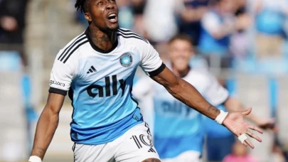 Zaha Amerika'da da bekleneni veremedi!
