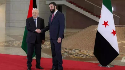 Abbas ve eş-Şara Suriye'de bir araya geldi