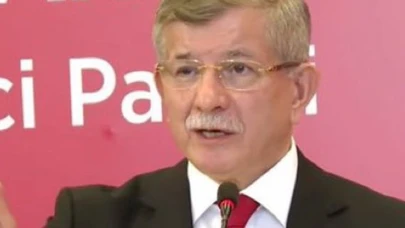 Ahmet Davutoğlu'nun bu fotoğrafı sosyal medyada gündem oldu