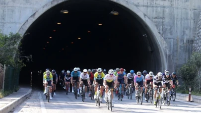 AKRA Gran Fondo’da pedallar dostluk için döndü