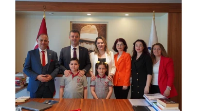 Çorlu Belediye Başkanlığı makamı, İrem ve Kerem'e devredildi!
