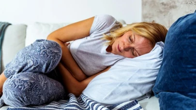 Her yıl dünya genelinde yaklaşık 1,5 milyon kadının jinekolojik kansere yakalandığı belirlendi! Obezite, sigara ve doğum yapmamak gibi faktörler ise riski artırıyor... İşte kadınlarda en tehlikeli 3 kanser türü!