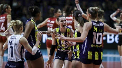 Fenerbahçe Kadın Voleybol Takımı, Sultanlar Ligi'nde adını finale yazdırdı!