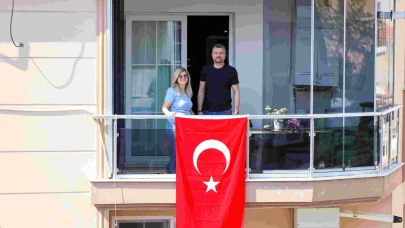 İzmir Buca’dan Ekrem İmamoğlu'nun bayrak çağrısına destek!