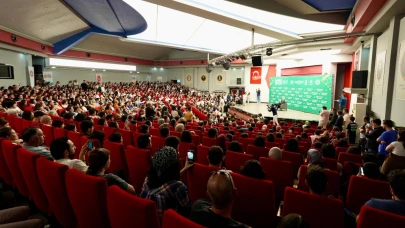 Ünlü Tarihçi Prof. Dr. İlber Ortaylı, Manisa'nın Tarihi ve Mesir Macerasını Anlatacak!