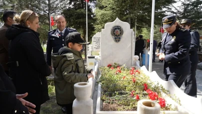 Şehidin kızından yürek yakan sözler: Babamı son kez göremedim, sadece toprağına sarılabiliyorum
