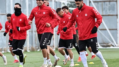 Sivasspor-Fenerbahçe Canlı İzle: Şifresiz, Taraftarium24, Justin TV Alternatif İzleme Seçenekleri