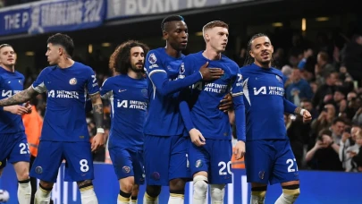 Chelsea, transfer sezonunda büyük sürprizlere imza atmaya hazırlanıyor! Kulüp, tam 17 futbolcusunu transfer listesine ekledi.