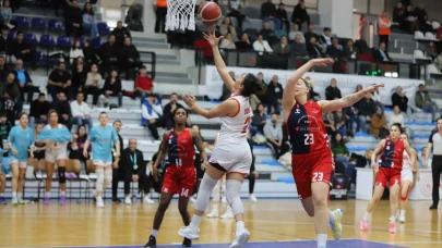 Turgutlu'nun kadınları sezonu Bursa'da kapatacak