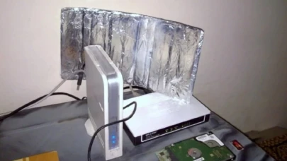 Wi-Fi gücünü artıran yöntem! Her evde bulunan malzemelerle: Uygulaması ise oldukça basit!