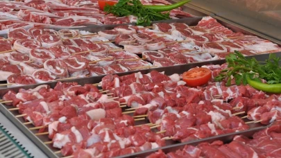Vatandaş lahmacun yerine at ve eşek eti yedi