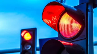 2025 Yılında Kırmızı Işıkta Geçmenin Cezası Artacak mı?