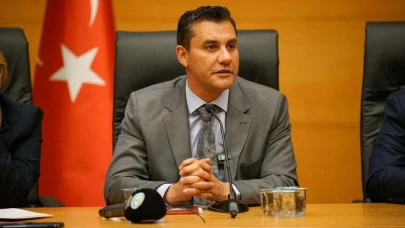 Manisa Belediye Başkanı Havuzdaki Elektrik Arızasında Maruz Kaldı